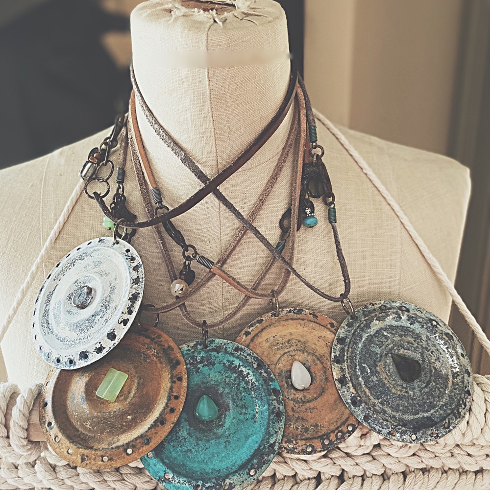 HPπ΅Metal Patina Discs & Leather - Picture 8 of 8